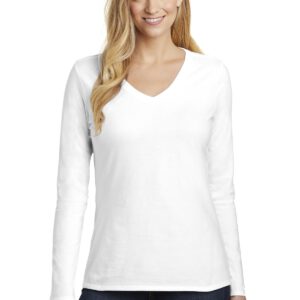 District  ®  Women’s Very Important Tee  ®  Long Sleeve V-Neck. DT6201