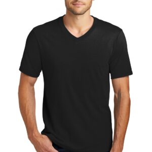 District ®  Very Important Tee ®  V-Neck. DT6500